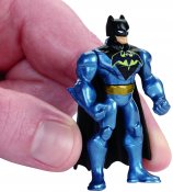 Batman i figur blind pose