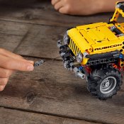 LEGO Technic Jeep Wrangler 42122
