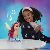 My Little Pony synger radiostyrt Sunny Starscout-karakter