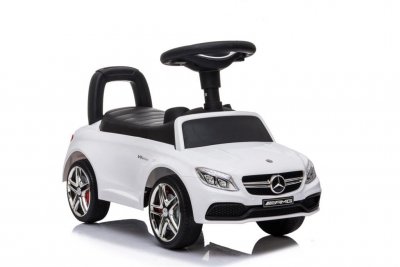 Fotgjengerbil Mercedes AMG C63 Coupe hvit